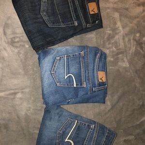 3 pairs of American eagle jeans